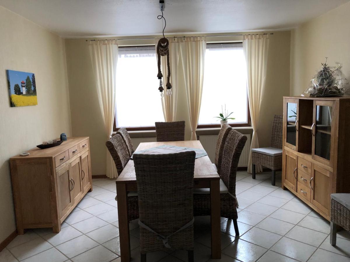 Ferienhaus Treis Neef Esterno foto